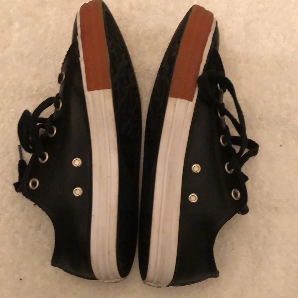 CONVERSE ALL STAR LEATHER SNEAKERS KIDS-BOYS-SIZE 3